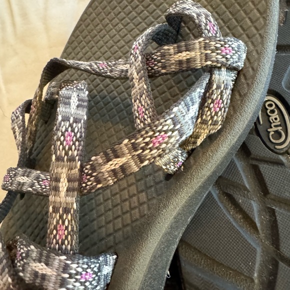 Chacos LIKE NEW!! - Picture 2 of 3